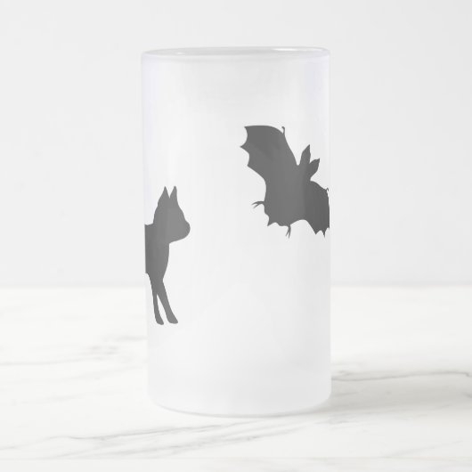 Schwarze Katze mit Bat Mattglas Bierglas (Mittel)
