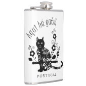 Schwarze Katze mit Blume und portugiesischer Auspr Flachmann (Rechts)