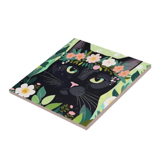 Schwarze Katze mit Blumenkronen Fliese (Seite)