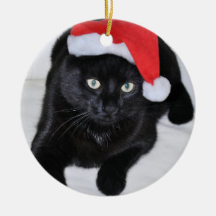 Schwarze Katze mit der roten Weihnachtsmannmütze Keramik Ornament
