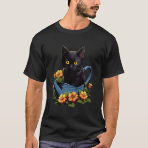Schwarze Katze mit einer Gießkanne und Blumen Gärt T-Shirt