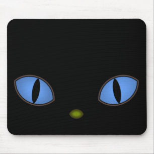 Schwarze Katze mit großen blauen Augen Mousepad