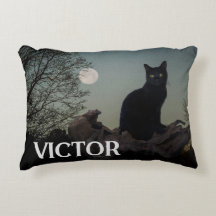 Schwarze Katze mit Mond auf Baumkronen-Individuell