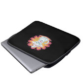 Schwarze Katze mit psychedelischer Blume Oversized Laptopschutzhülle (Vorne Knopf)