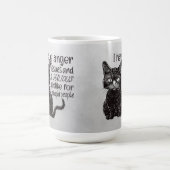Schwarze Katze mit Wutproblemen Kaffeetasse (Mittel)