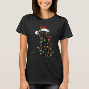 Schwarze Katze Santa in Weihnachtsbeleuchtung aufg T-Shirt