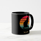 Schwarze Katze Silhouette auf Regenbogen Tasse (VorderseiteRechts)
