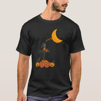 Schwarze Katze spielt Violine in der Halloween-Nac T-Shirt