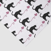 Schwarze Katze u. Herz-geformtes Garn (Rosa) Seidenpapier (Ausschnitt)