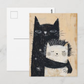 Schwarze Katze umarmt einen Igel Postkarte (Vorne/Hinten)