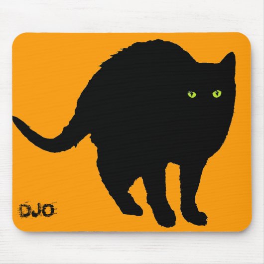 Schwarze Katze und Orange Mousepad (Vorne)