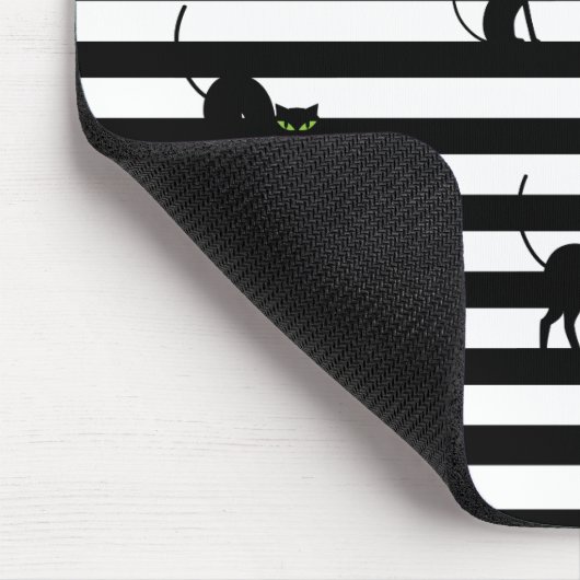 Schwarze Katze und Streifen Farbblock Schwarz Mousepad (Ecke)