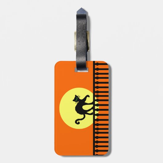 Schwarze Katze Wandern auf Zaun Gelber Mond Orange Gepäckanhänger (Rückseite vertikal)