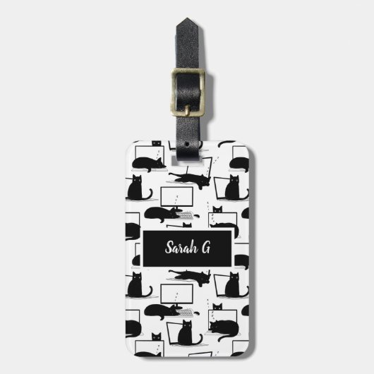 Schwarze Katzen auf Laptops Gepäckanhänger (Vorderseite vertikal)