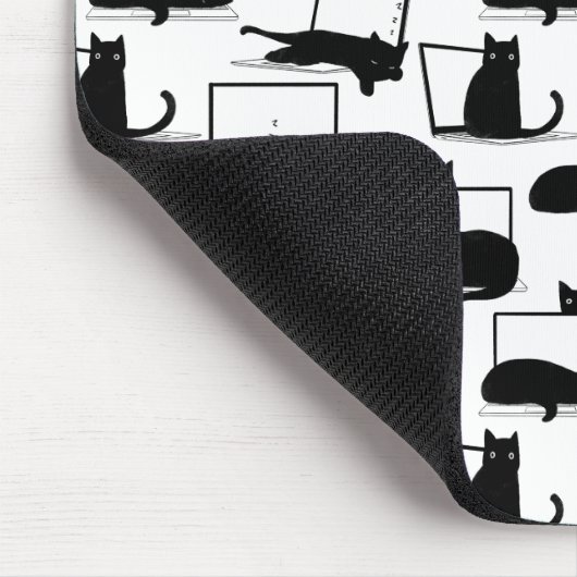 Schwarze Katzen auf Laptops Mousepad (Ecke)