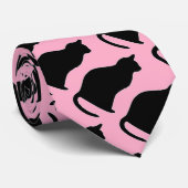 Schwarze Katzen auf rosa Krawatte (Gerollt)