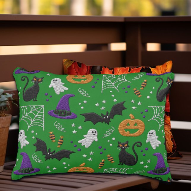 Schwarze Katzen Ghosts Fledermäuse Grünes Muster H Dekokissen (Von Creator hochgeladen)