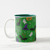 Schwarze Katzen Ghosts Fledermäuse Grünes Muster H Zweifarbige Tasse (Links)
