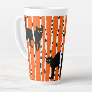 Schwarze Katzen im Birkenwald Halloween Milchtasse