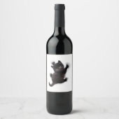 Schwarze Katzen klettern auf menschlichem Rücken Weinetikett (Vorderseite)