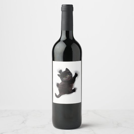 Schwarze Katzen klettern auf menschlichem Rücken Weinetikett (Vorderseite)