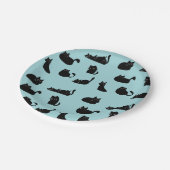 Schwarze Katzen Muster Pappteller (Schrägansicht)