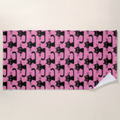Schwarze Katzen Muster Pink | Fun Animal Lover's Strandtuch (Vorderseite)