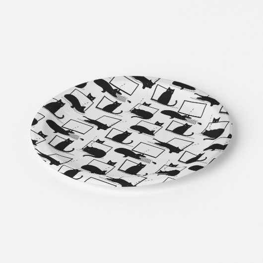 Schwarze Katzen sitzen auf Laptops Muster Kaffee T Pappteller (Schrägansicht)