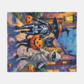 Schwarze Katzen Trick-or-Treating in Halloween-Kos Fleecedecke (Vorderseite (Horizontal))