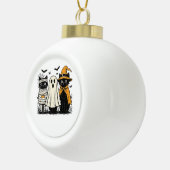 Schwarze Katzen zu Halloween-Kostümen - Geist, Hex Keramik Kugel-Ornament (Rechts)