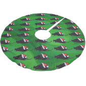 Schwarze Katzenmuster auf Grün Polyester Weihnachtsbaumdecke (Schrägansicht)