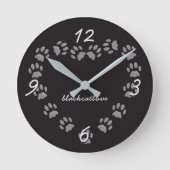Schwarze Katzenpaw Personalisierte Wand-Uhr Runde Wanduhr (Vorderseite)