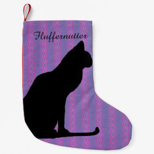 Schwarze Katzensilhouette auf lila Streifen Kleiner Weihnachtsstrumpf
