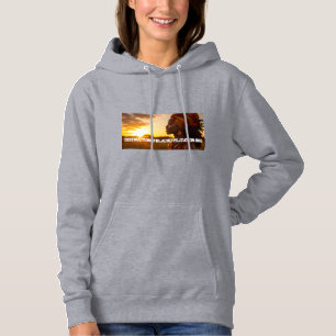 SCHWARZE KÖNIGIN IN DER AFRIKANISCHEN EBENE HOODIE