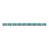 schwarze Krähe auf Blau Satinband (Vorderseite)