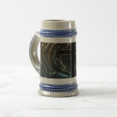 SCHWARZE KREUZEN MIT HELLEN HIGHLIGHTS BIERGLAS (Vorderseite Links)