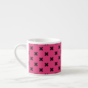 Schwarze Kreuzstiche auf Fuchsia Espressotasse