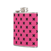 Schwarze Kreuzstiche auf Fuchsia Flachmann (Links)