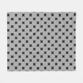 Schwarze Kreuzstiche auf grau Fleecedecke (Vorderseite (Horizontal))