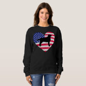 Schwarze Labrador-Silhouette und unser Herz Sweatshirt (Vorne ganz)