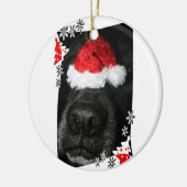 Schwarze Labradorhundenase mit Keramikornament (Links)