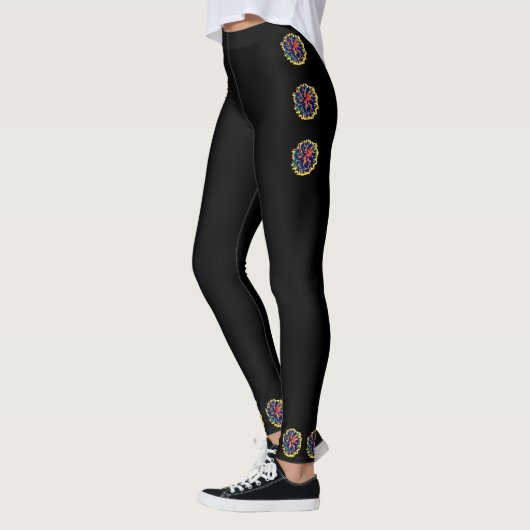 Schwarze Leggings mit Blumendesign 2 (Links)