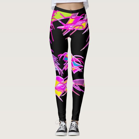 Schwarze Leggings mit lila gemischten Mustern (Vorderseite)