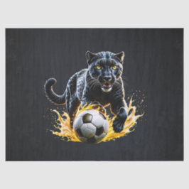 Schwarze Leoparden spielen mit einem Fußball. Seidenpapier