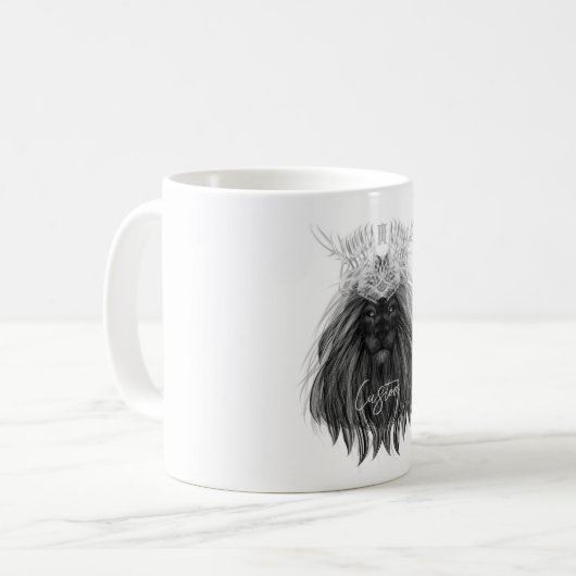 Schwarze Löwe mit Antlerkrone und Monogramm Kaffeetasse (Vorderseite Links)