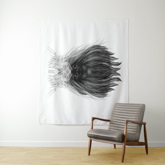 Schwarze Löwe mit Antlerkrone und Monogramm Wandteppich (Beispiel)