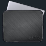 Schwarze, metallisch designgebürstete Aluminium Lo Laptopschutzhülle<br><div class="desc">Elegantes, einfaches und raffiniertes metallisches Design gebürstetes Aluminium-Look 2. Benutzerdefiniertes und optionales Monogramm Verfügbar über andere Produkte</div>