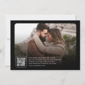 Schwarze Minimalistische Bogen-Foto-Collage QR-Cod Save The Date (Rückseite)
