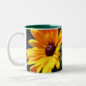 Schwarze Mit Augen Susan Blume Personalisiert Zweifarbige Tasse (Links)