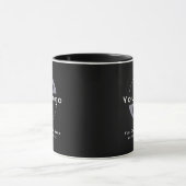 Schwarze, moderne, einfache Minimal-Business-Logo- Tasse (Zentrum)